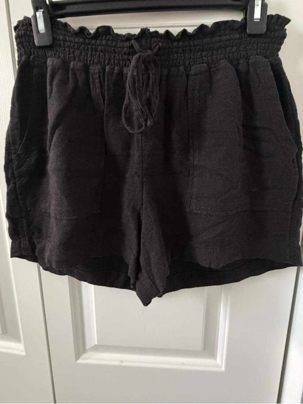 Time and Tru Black High-Waist Smocked Drawstring Shorts